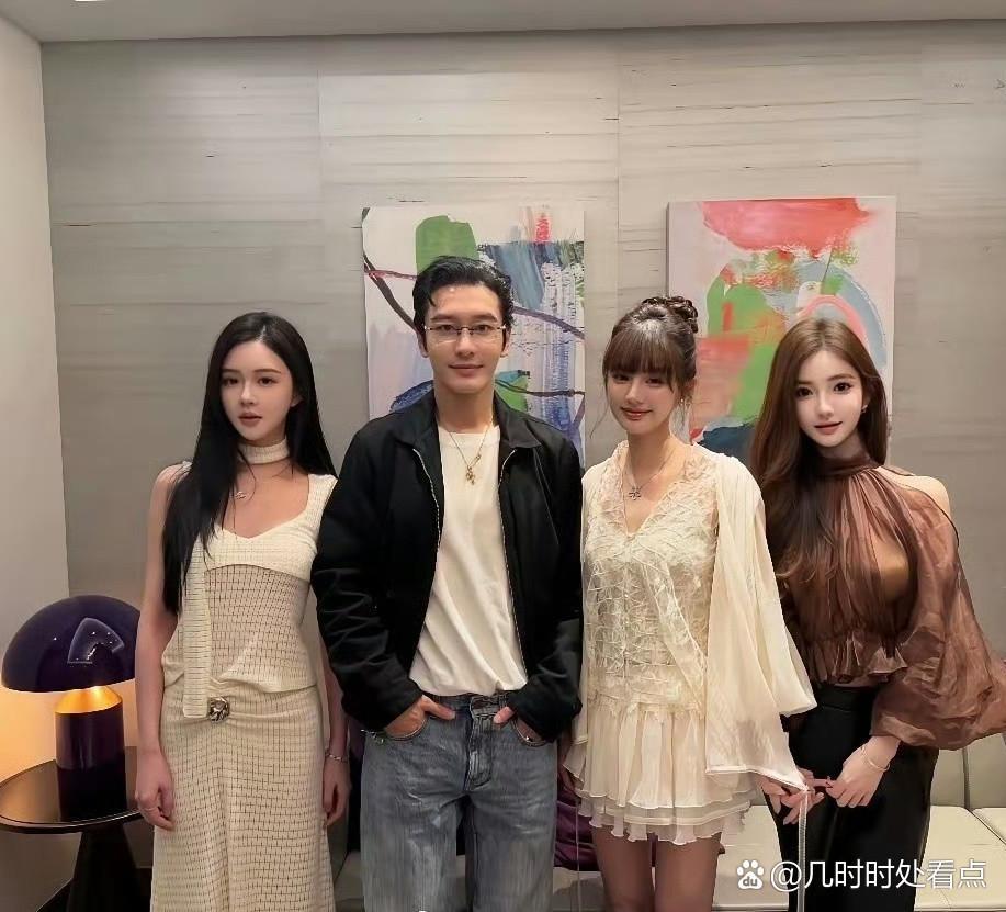 黄晓明的审美还真是统一啊，一直喜欢一个类型的女生