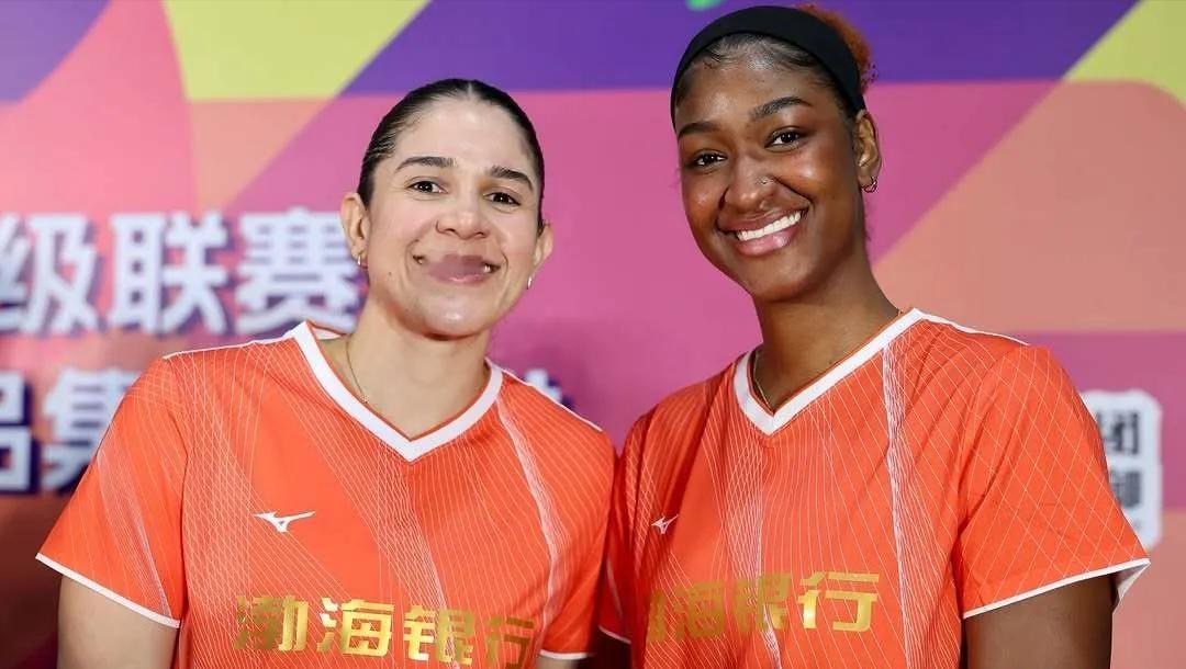 2025-2026赛季女排排超联赛常规赛结束，副攻拦网榜马丁41分位居榜首，郭中