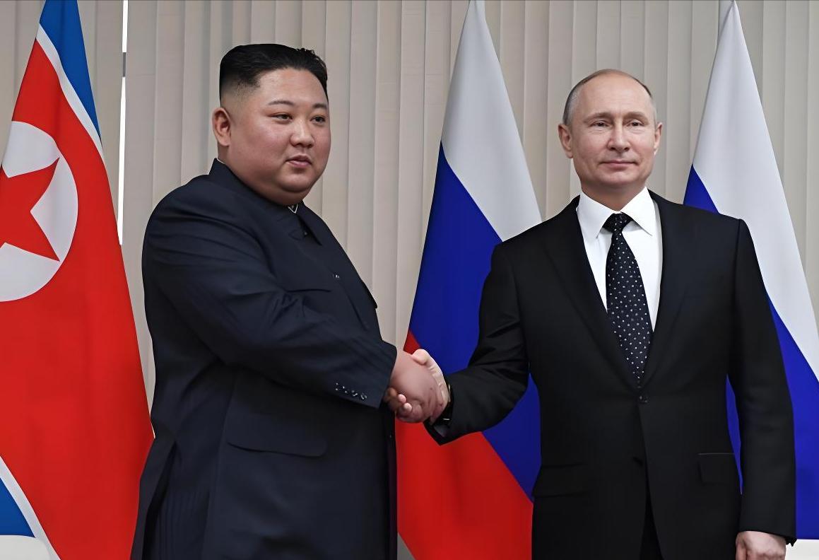 终于明白我国为啥一直没援助俄罗斯，看朝鲜如今处境就明白了，当时俄乌打的火热时，朝
