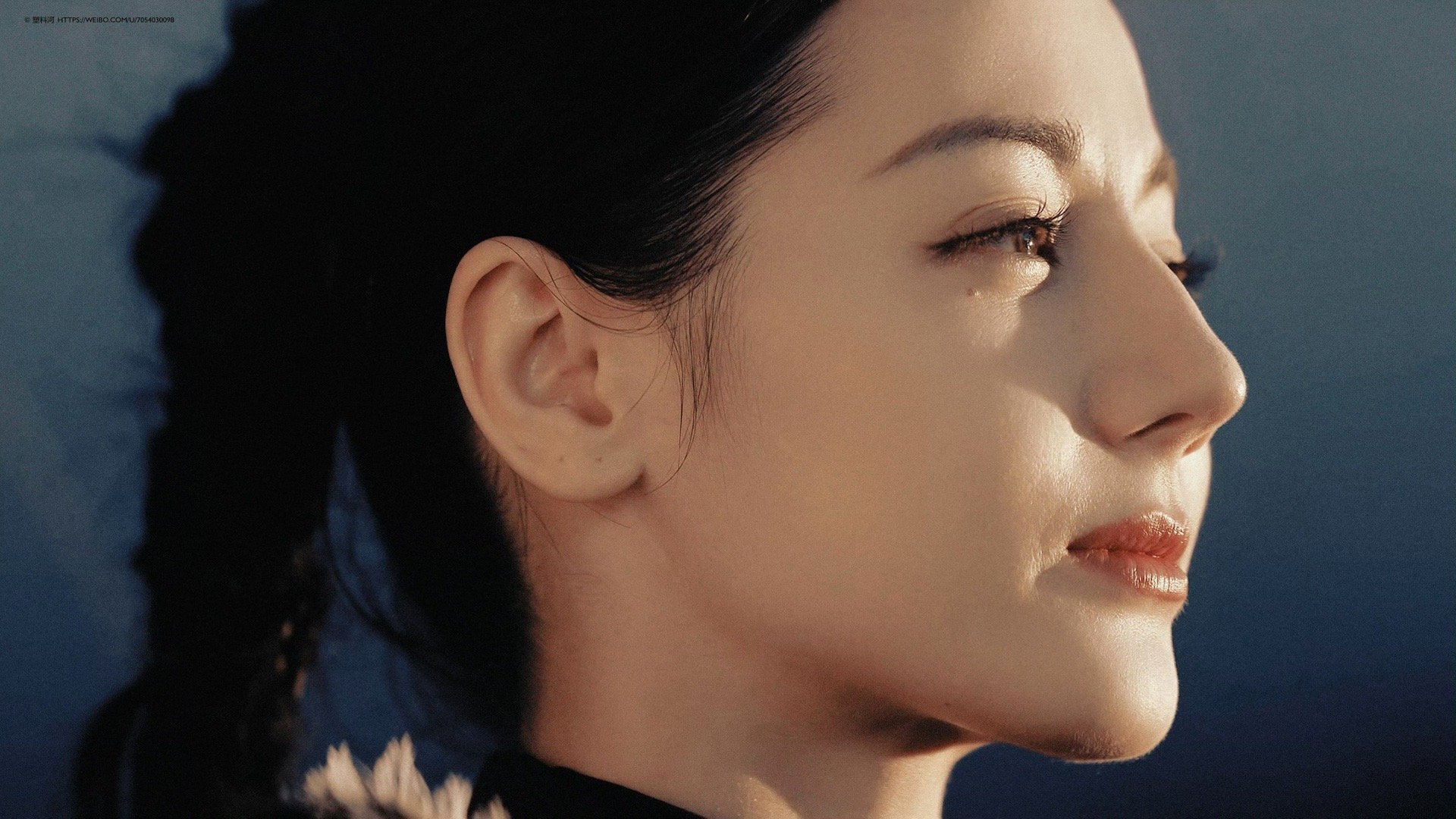 阿罗的神级侧颜，明天继续看聂九罗~