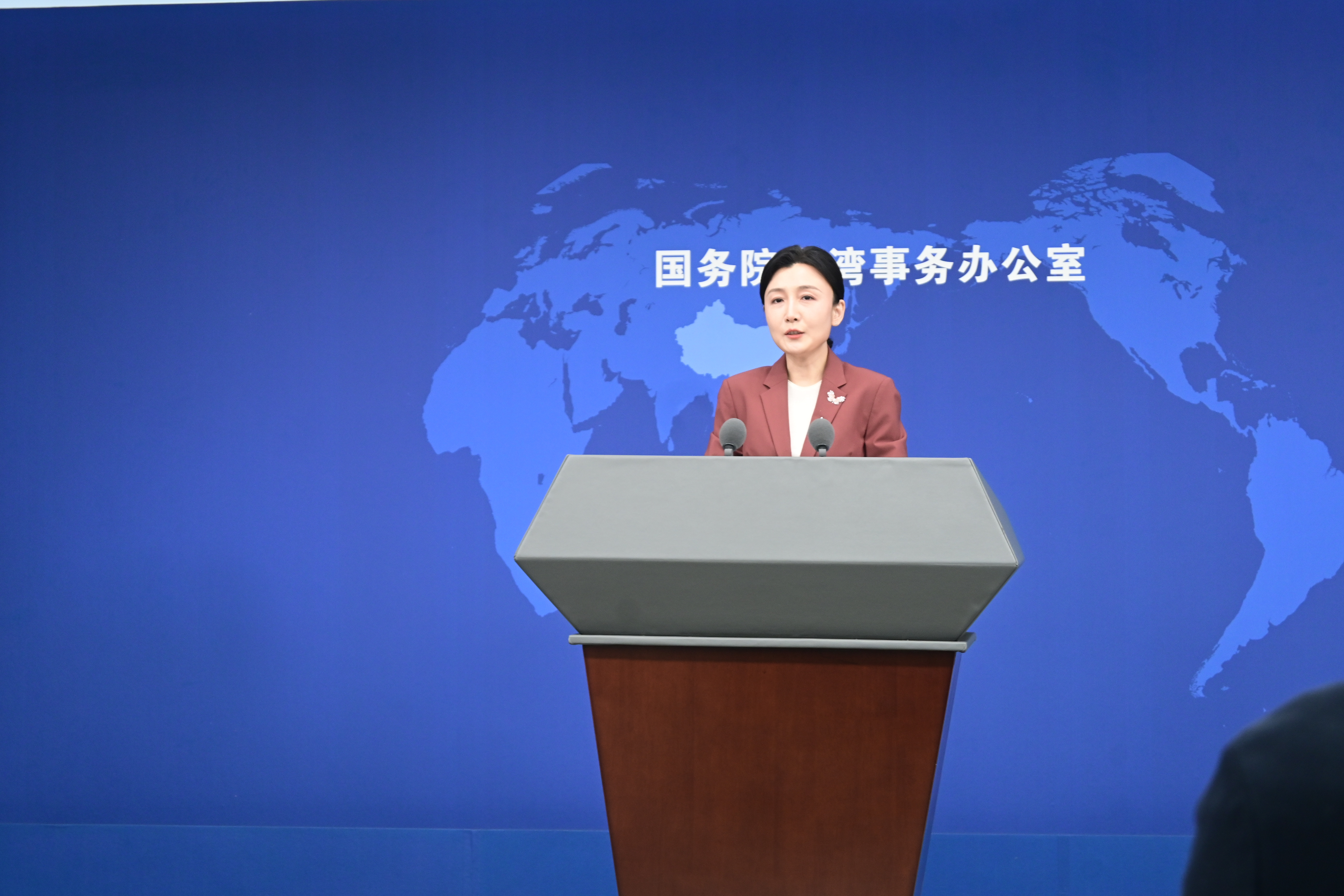 台湾记者问张凌赫有无可能赴台交流，国台办回应
