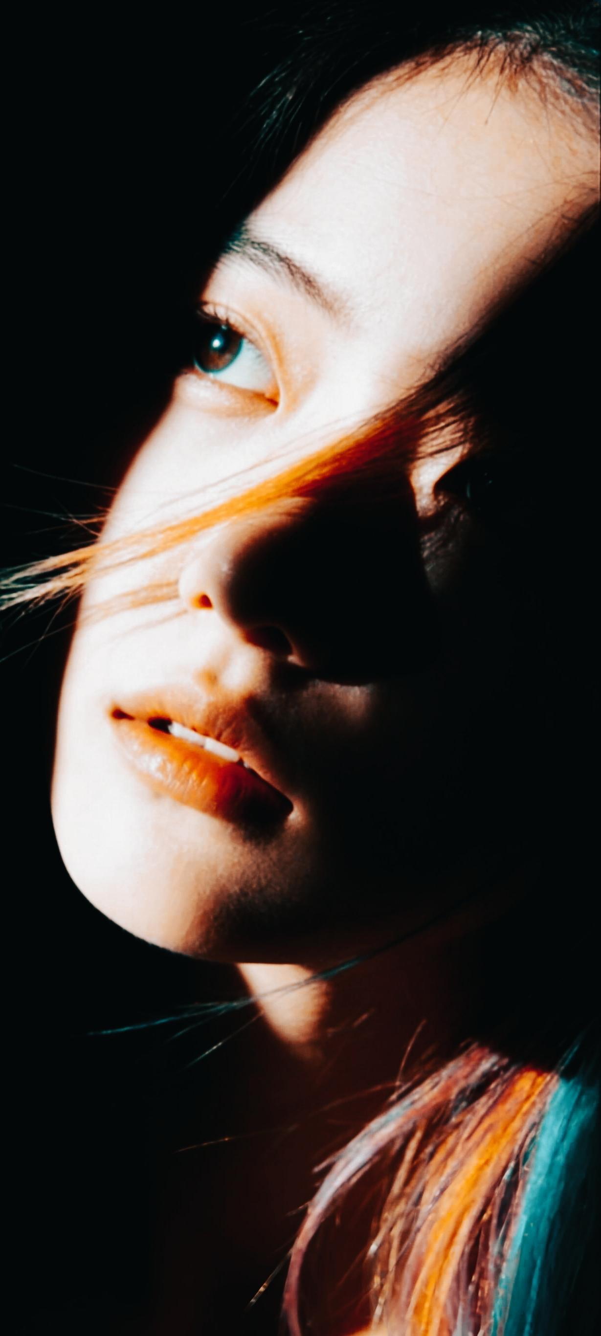 用镜头捕捉美丽瞬间摄影〈五彩斑斓的女孩∴〉一[祈祷][祈祷][祈祷]