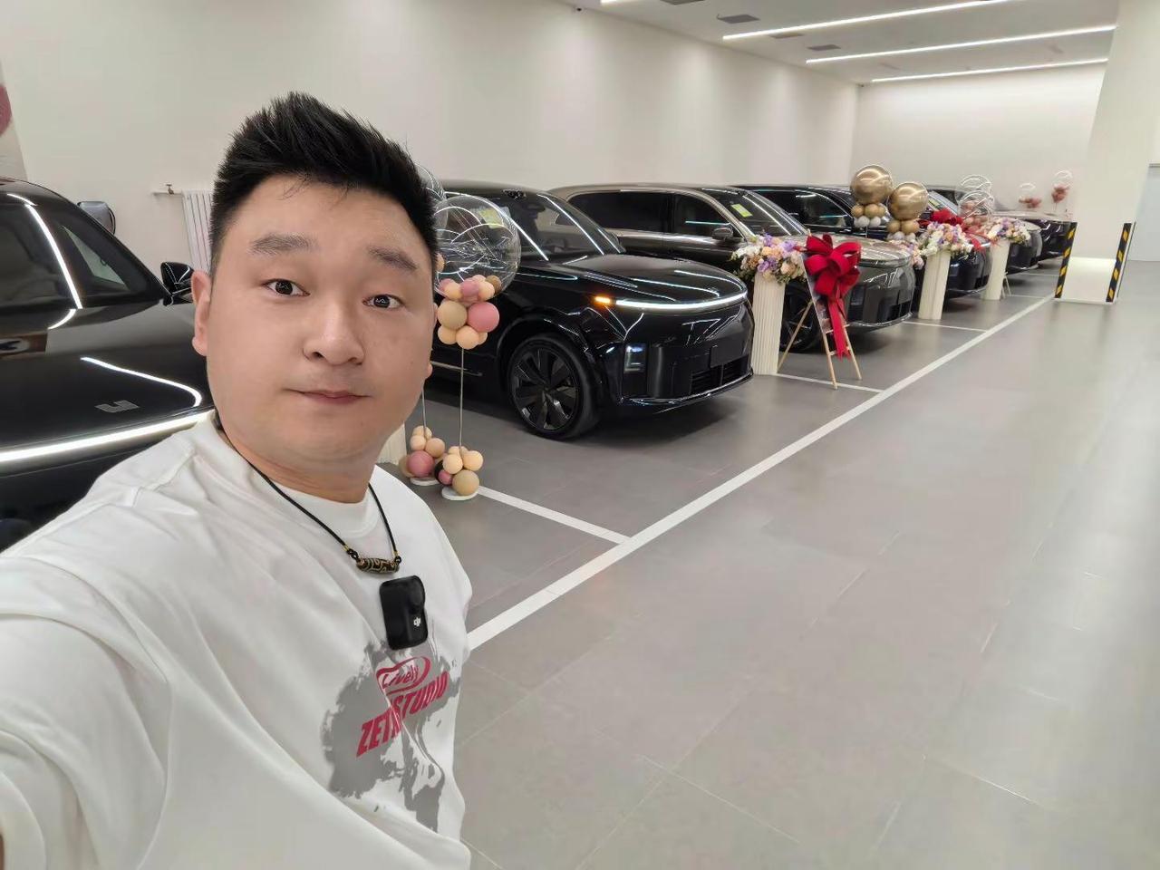 买理想L9Livis的车主属于什么阶层？今天交付这么多吗？这几天为了给兄弟们贴