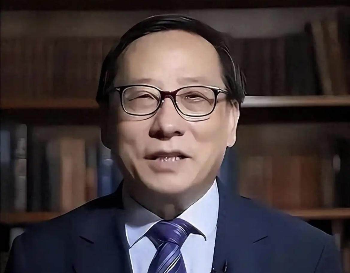 先生真有预见性，国家已经动真格的了！大家应该还记得不久前高志凯教授提过一个建议