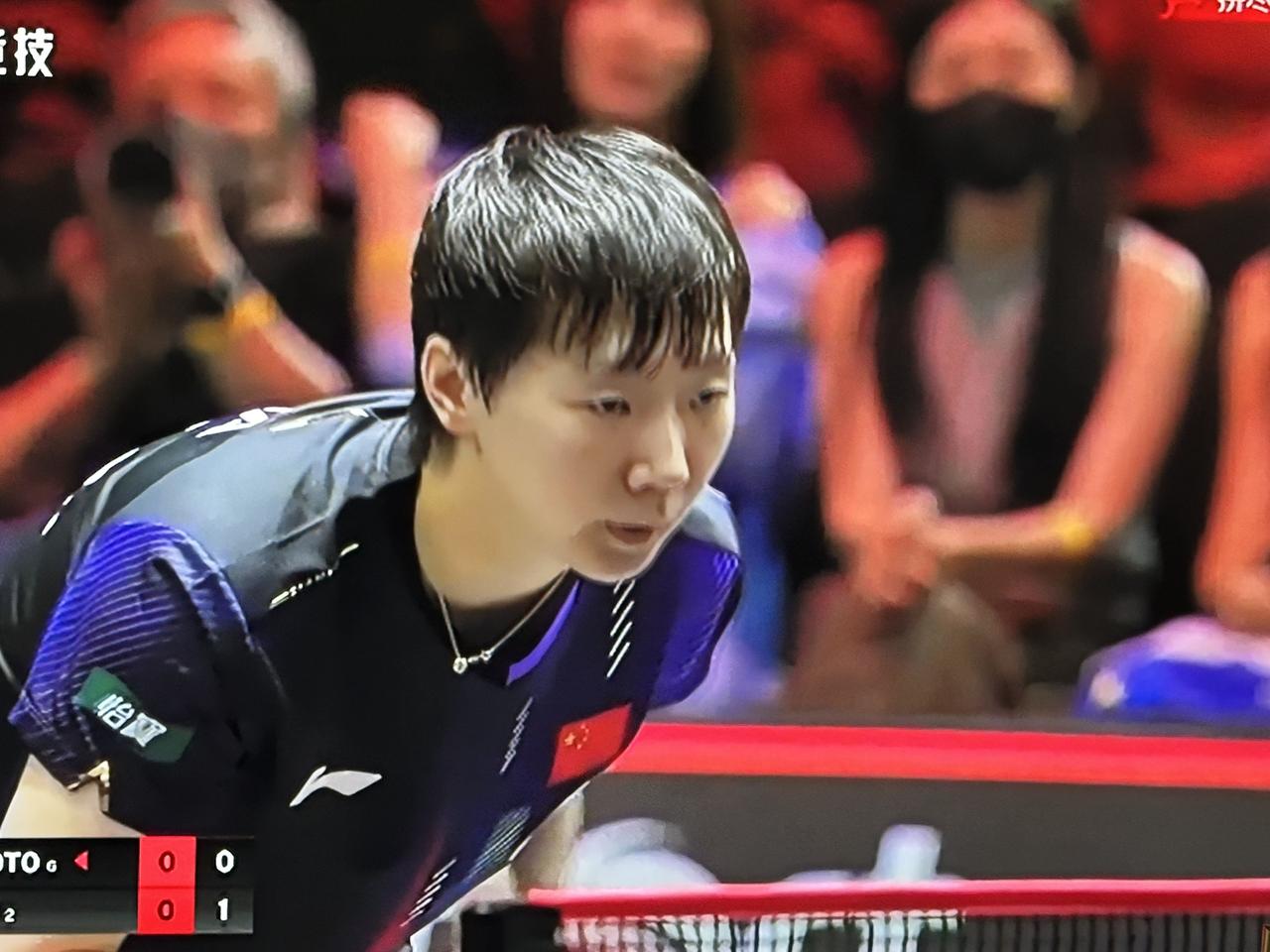 2026年WTT新加坡大满贯乒乓球女单四分之一决赛拉开了序幕！对阵双方是中