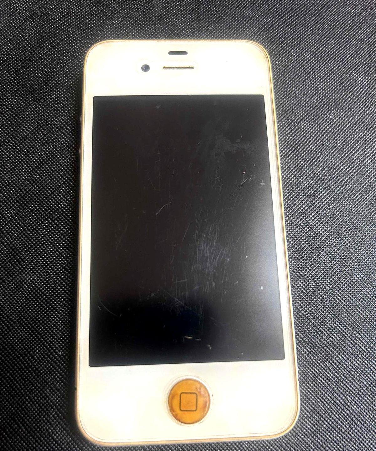 一件令人后背发凉的事，让我觉得这个世界是有bug的。消失了十二年的iPhone