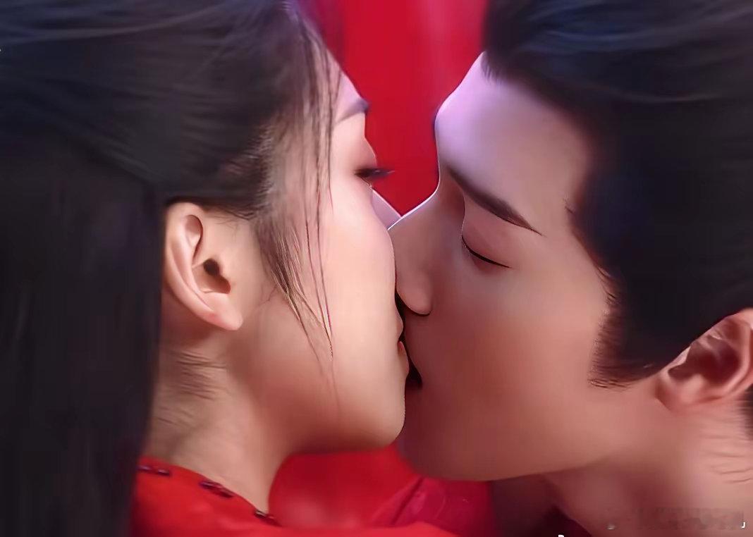 宴遇永安洞房吻王影璐李昀锐把女A男O甜宠感玩出花，大婚捧脸吻直接封神！王影璐演的