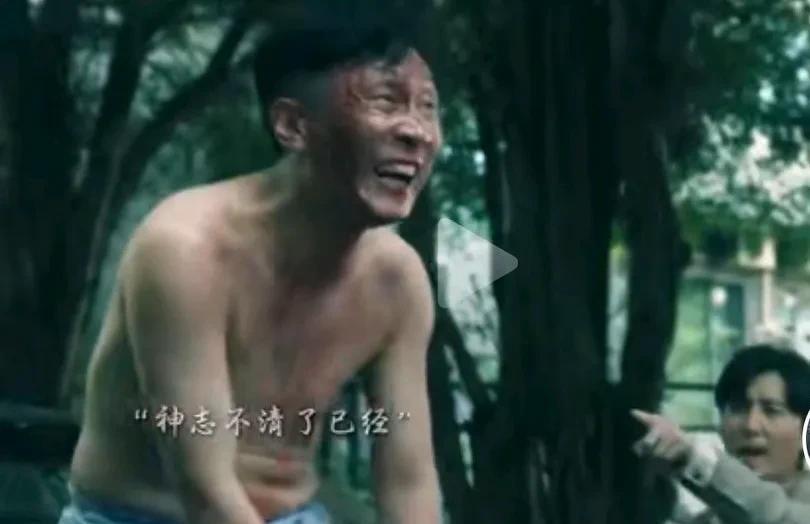《扫毒风暴》看了天狗下凡这一段儿不得不为编剧竖一个大拇指啊。真的是搞笑幽默中传达