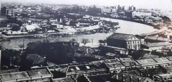 1959年陈长捷被特赦后，周恩来问他有什么愿望，他表示希望可以回到上海和妻子团聚