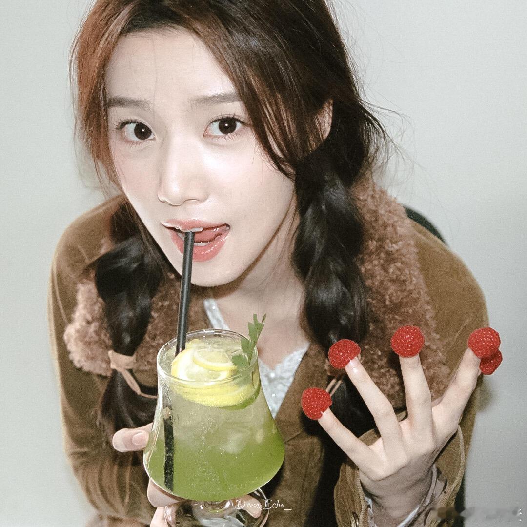 卢昱晓卢昱晓头像更新！卢昱晓｜