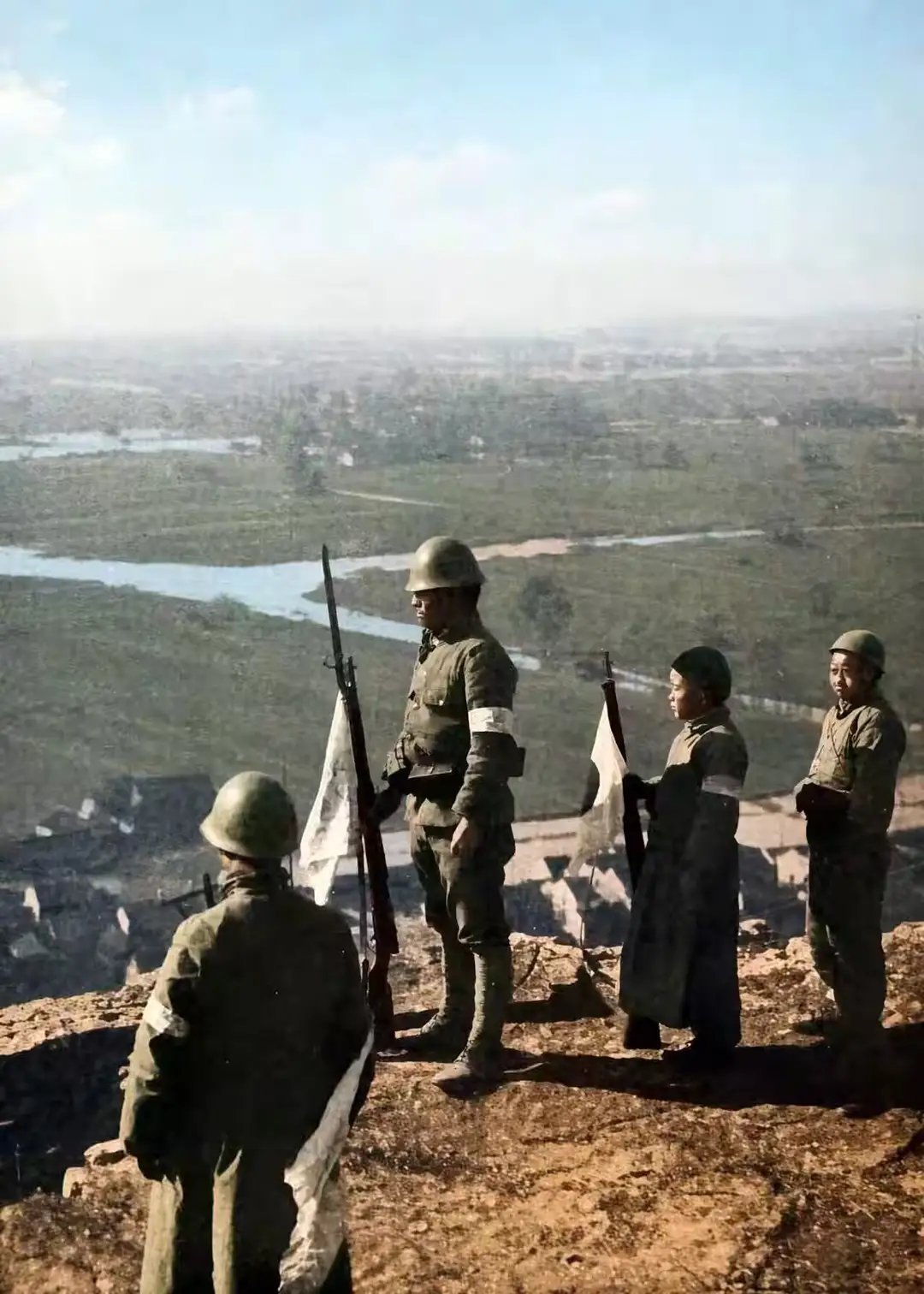 1937年，侵华日军登上虞山东岭的制高点，居高临下俯瞰满城断壁残垣