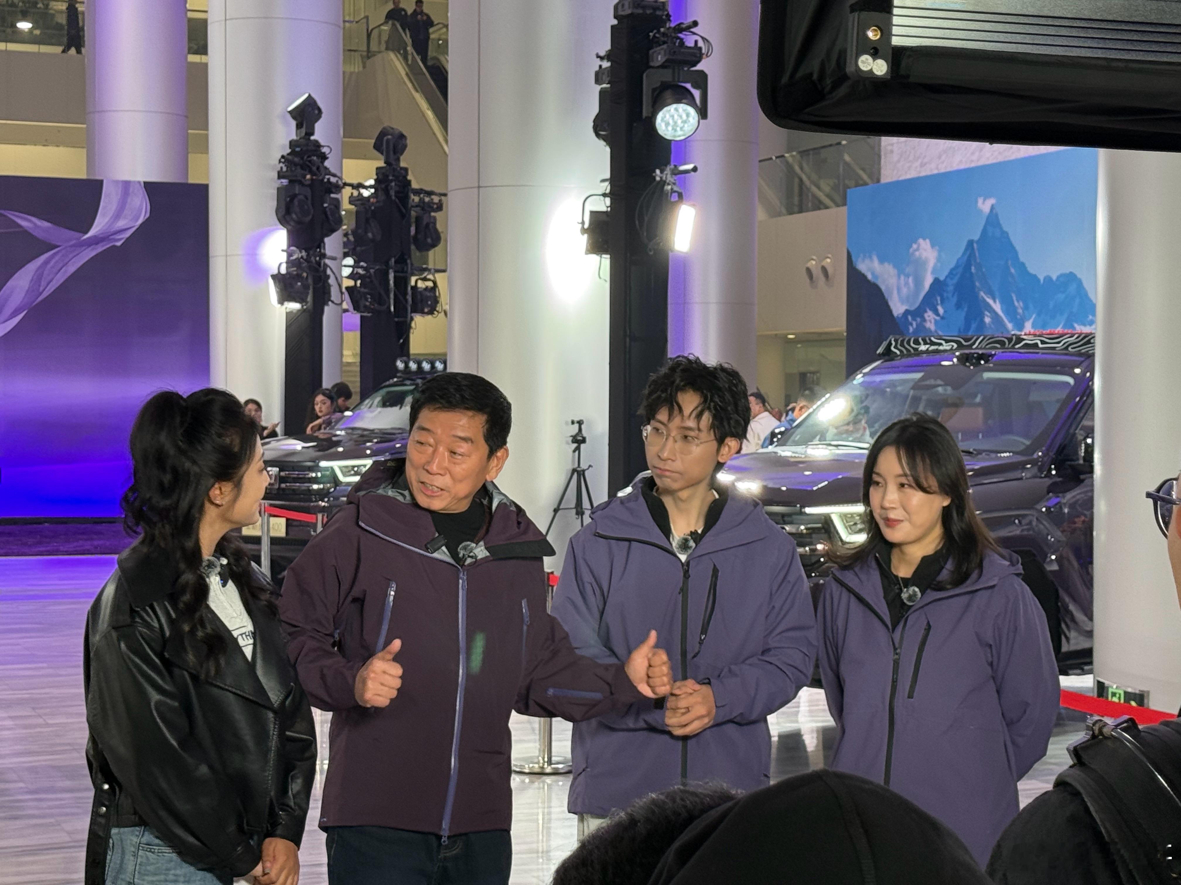 全新坦克400马上上市啦！！！全新坦克400潮酷上市魏建军为梦泪解锁新装备