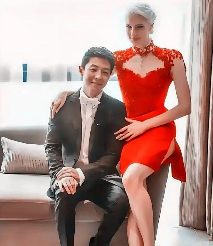 撒贝宁住进豪宅，李白是真富还是作秀，结局谁也没想到。八年前大家还说撒贝宁娶了加