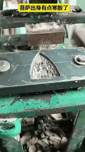 可别信牌牌都是手工雕刻出来的了