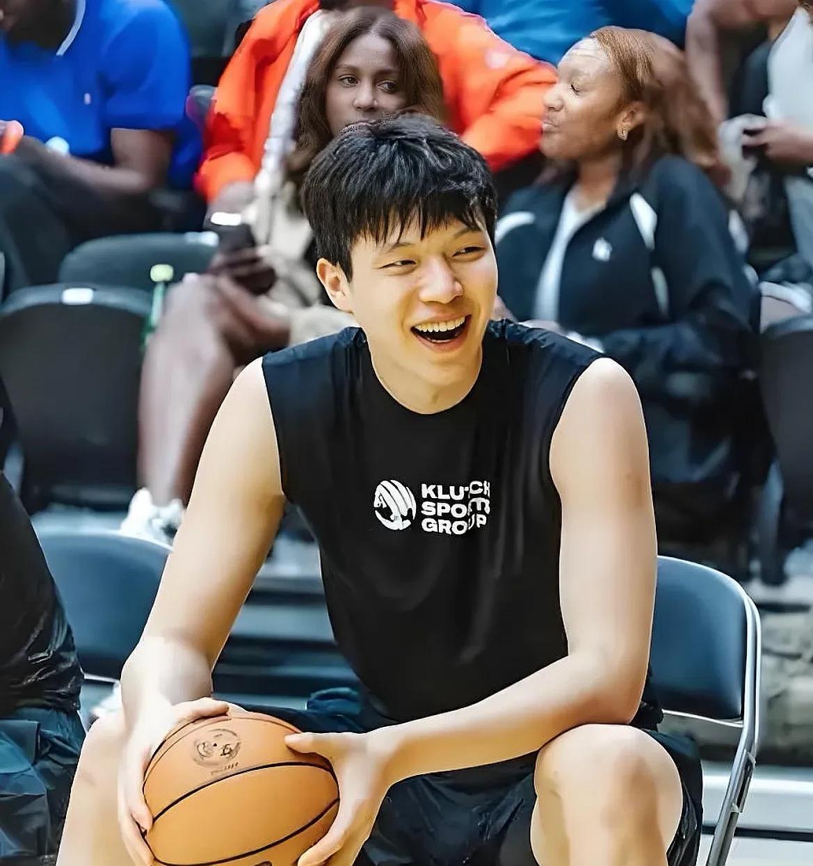 “确实有两把刷子”！华盛顿邮报：“中国新星杨瀚森是NBA夏季