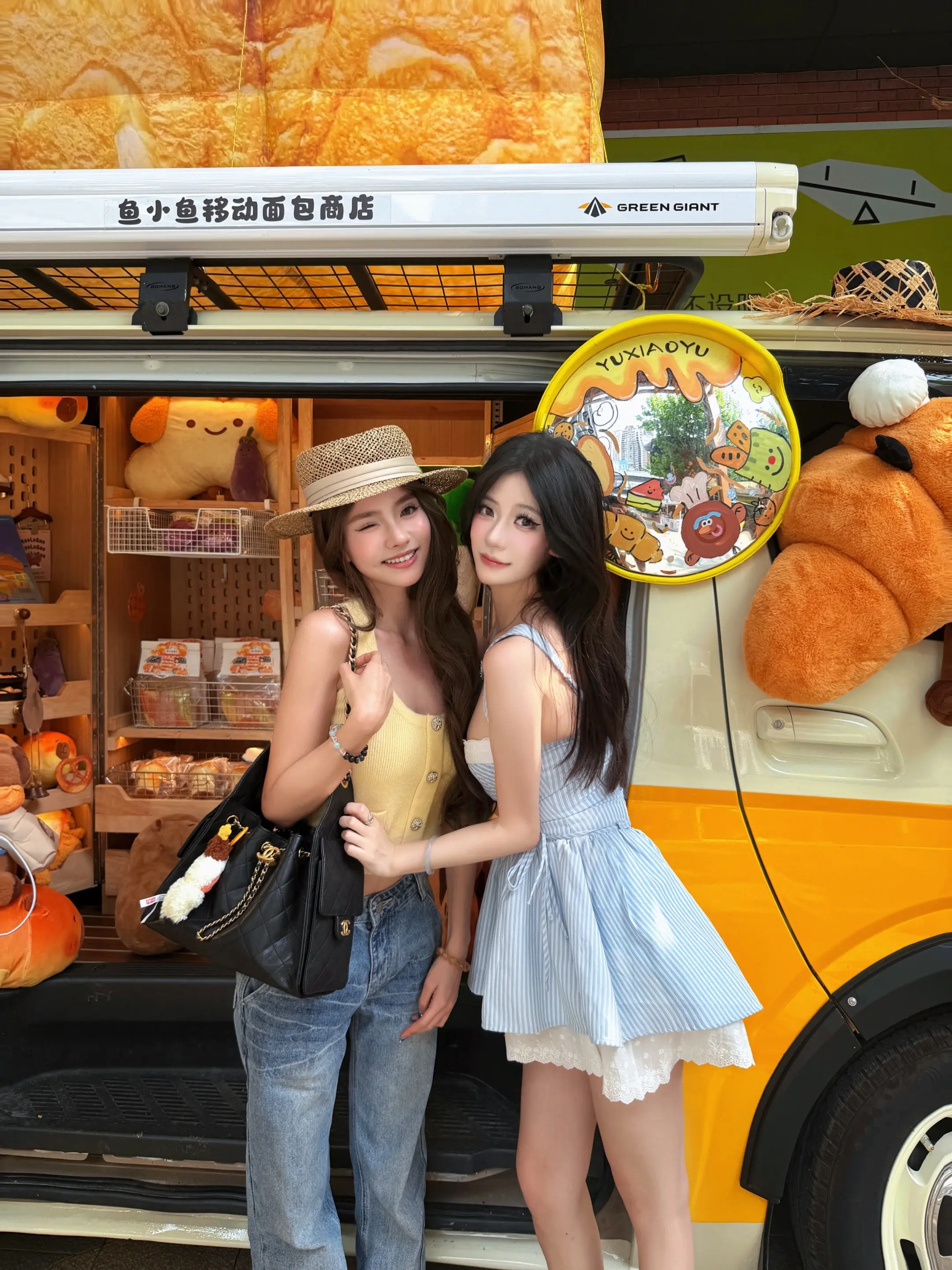 我拍拍幸福ᜊ₍ ՞_ ̫_՞₎ᜊ 和好朋友去逛春日市集喝咖啡☕️💐 ...