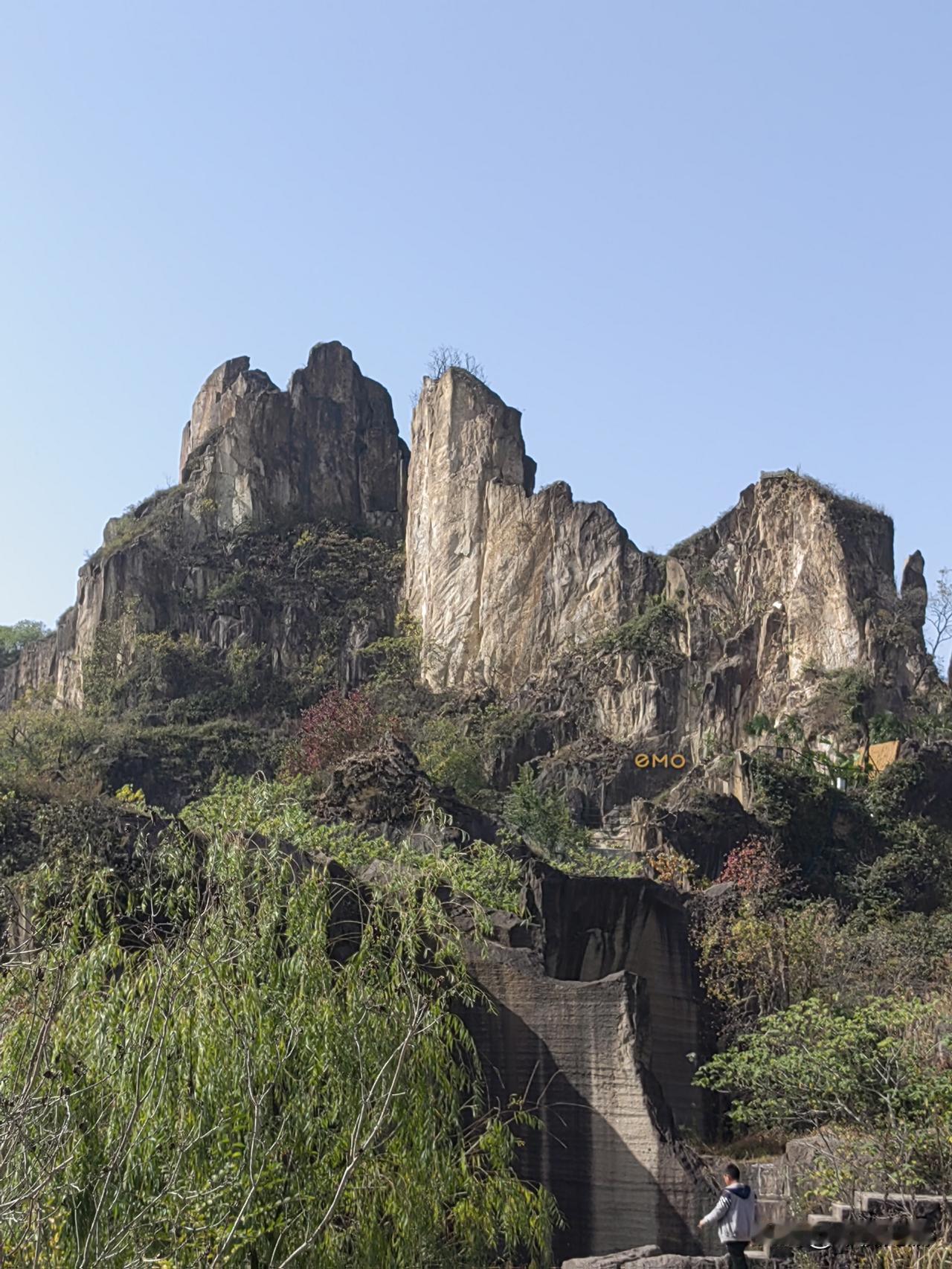 少刷短视频，多读书很多家长提起电子游戏，认为游戏害了孩子，恨