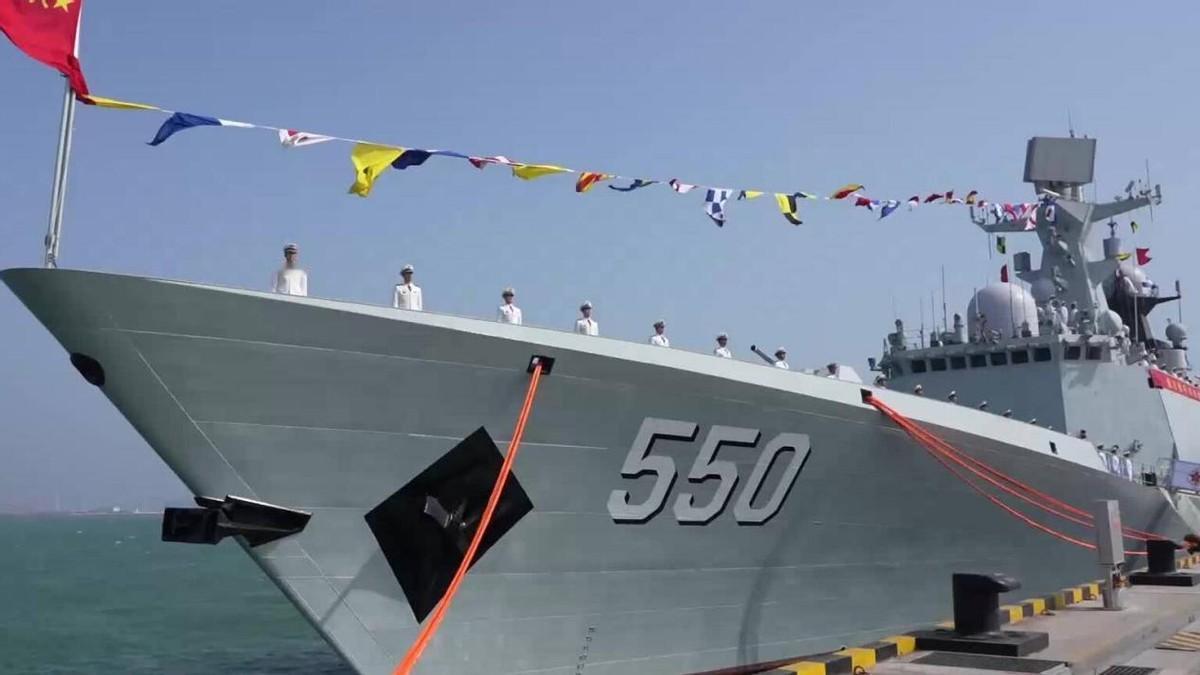 一级军士长爆料：054A可发现隐身战机。要说最近哪句话在军迷圈里炸了锅，那就