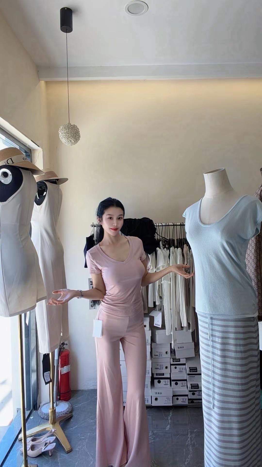 夏日穿搭身材管理店主实拍