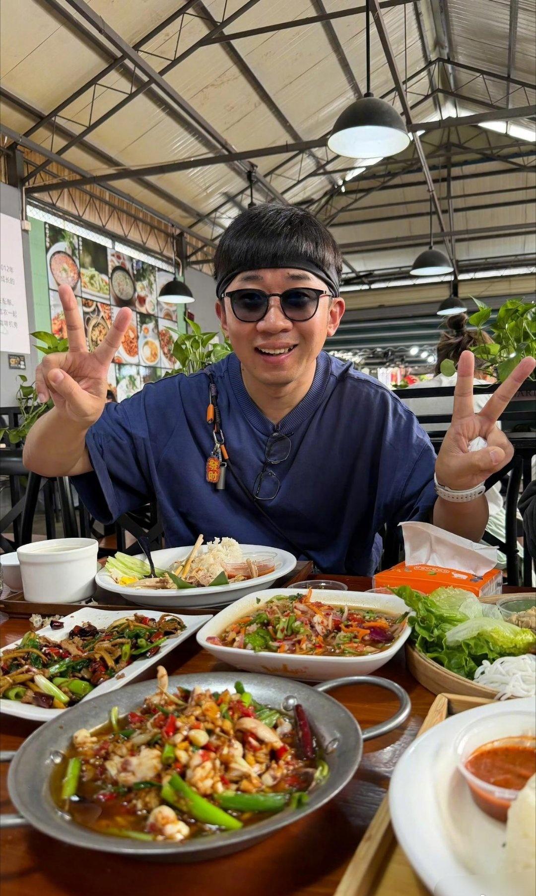 杨迪越来越可爱了，男人的年龄也是个谜！​​​​