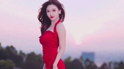 怎么样让一个女生喜欢你？有网友说，对没感觉的女人各方面就很轻松，心态也很放松