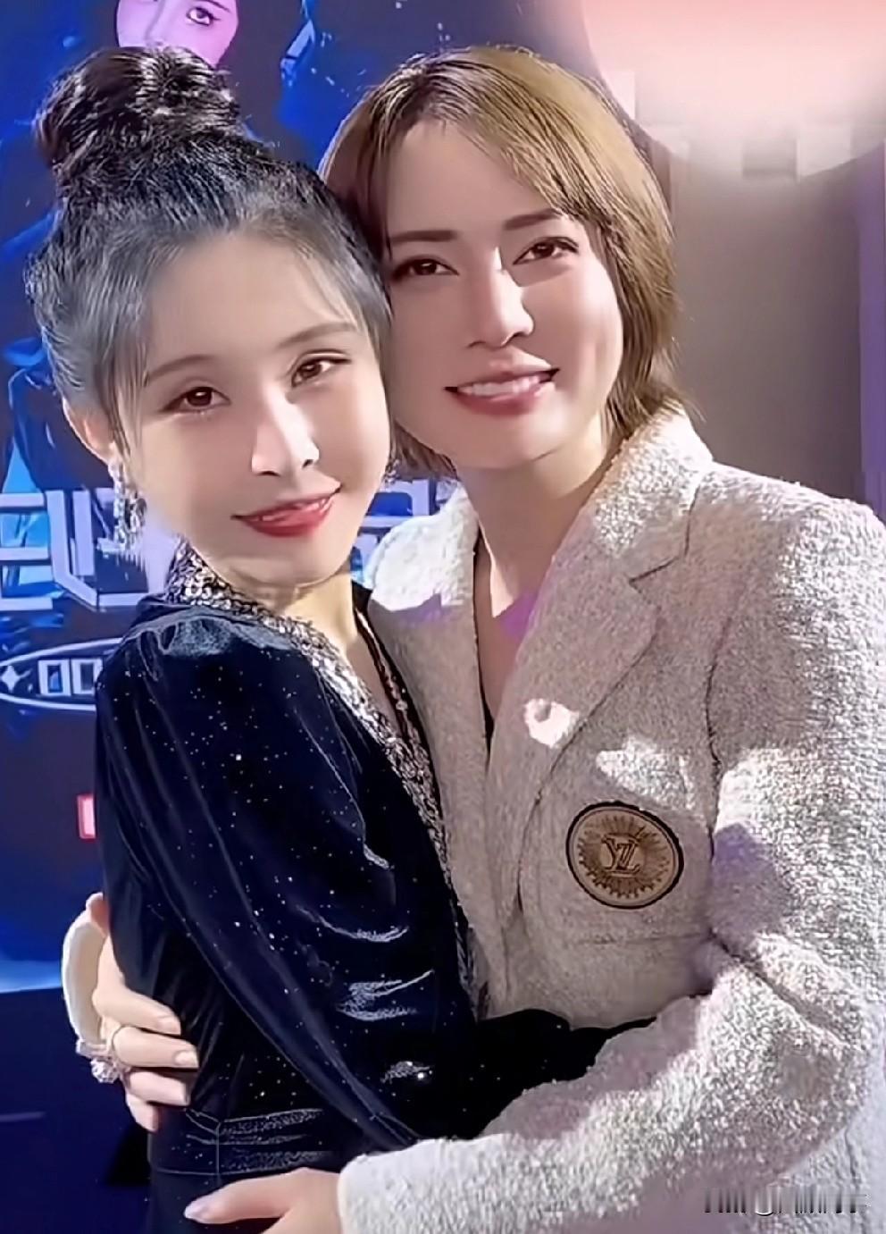 时大漂亮与猫妹妹通话！818粉丝去猫妹妹直播间追问“时大漂