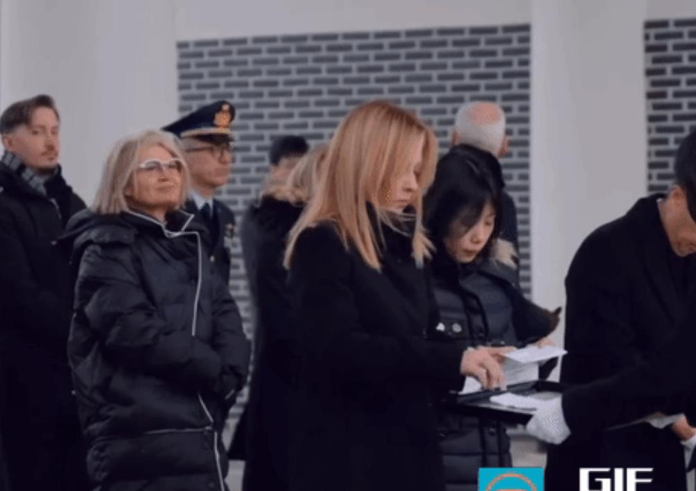 梅洛尼亚洲行故意绕开中国！1月19日她在首尔和李在明签芯片协议，同一天中韩自贸谈