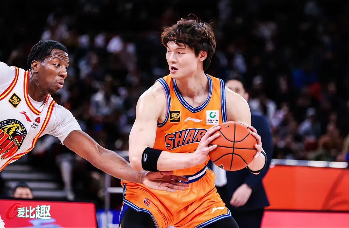 脸都不要了！上海队82-85惜败浙江，看看本场比赛的数据和正负值，谁为球队失利负