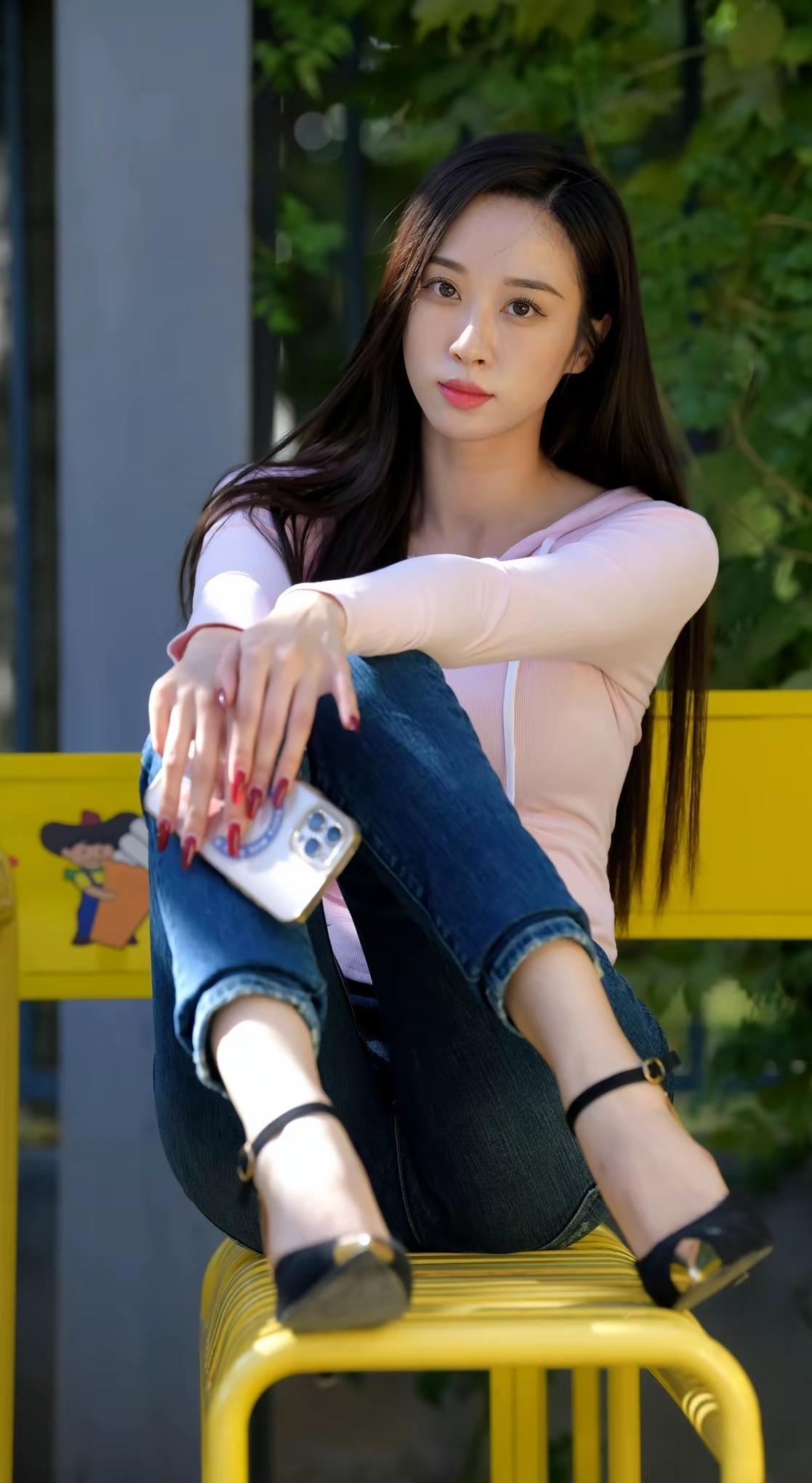 如何穿得优雅有气质