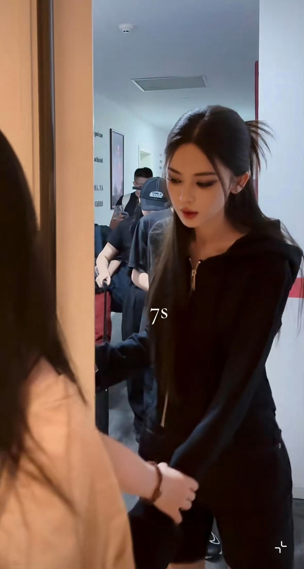 谁懂娜扎这种大美女的质感娜扎大美女的质感不愧是天生浓颜系美人，没有精致妆造加持，