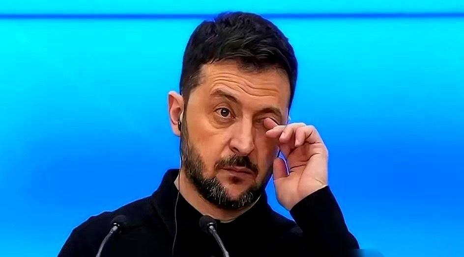 克里姆林宫那事儿，出了个绝的后续。俄罗斯直接把从无人机里扒出来的导航数据，一份