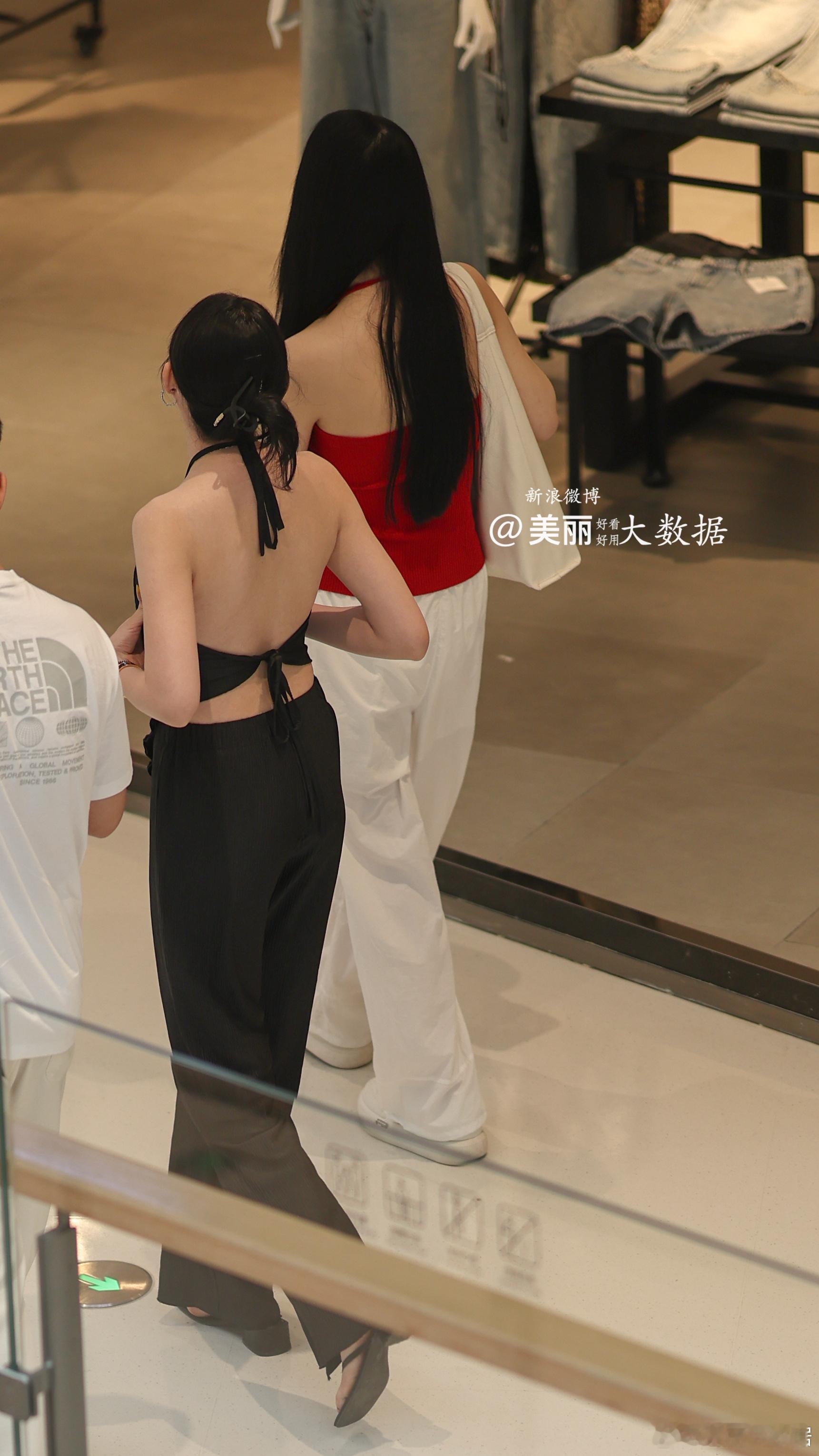 内馆拍的[大笑]​​​