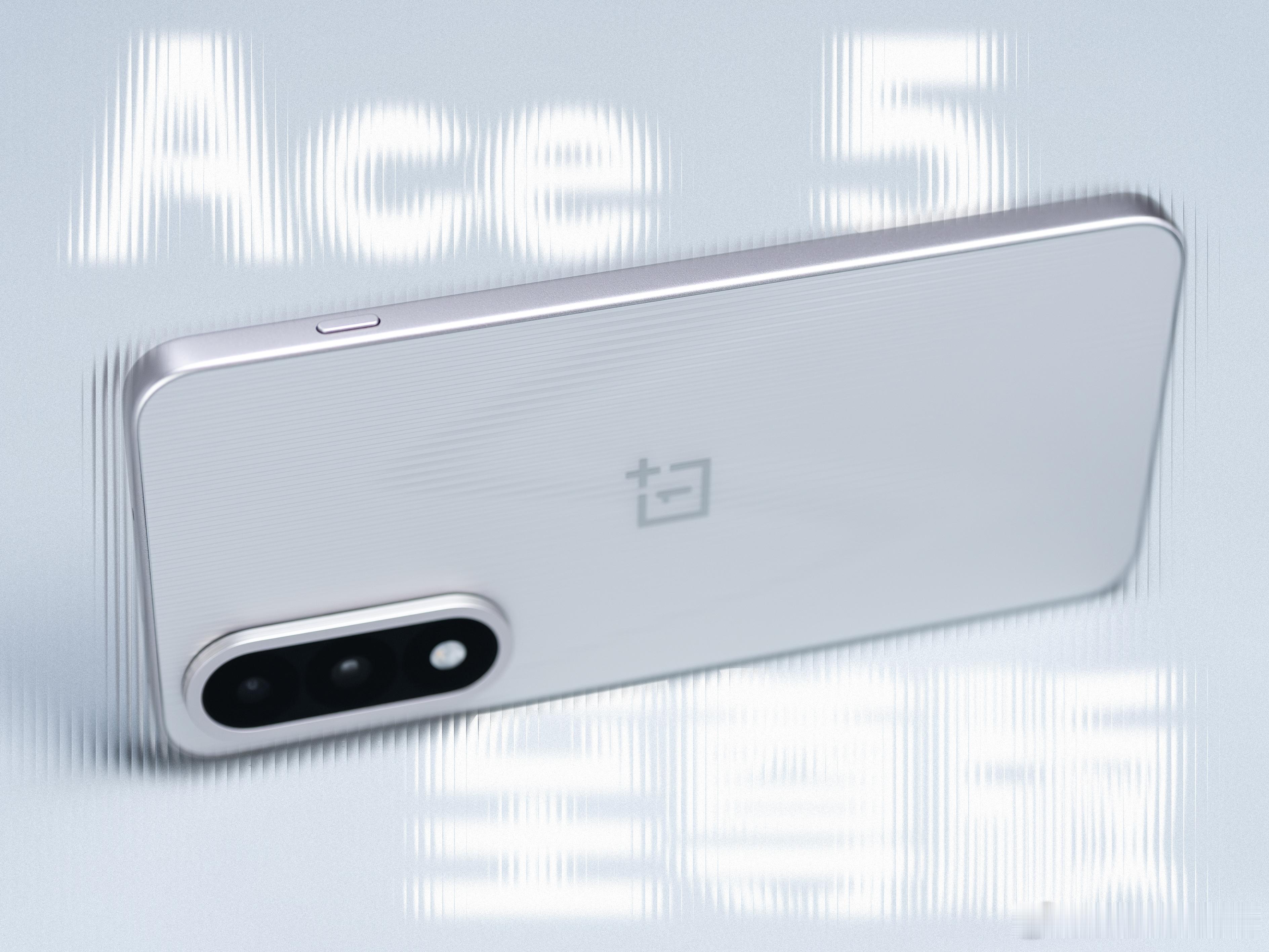 聊聊一加Ace5至尊版性能续航方面的实际表现吧，相较竞速版采用了更强的天玑94