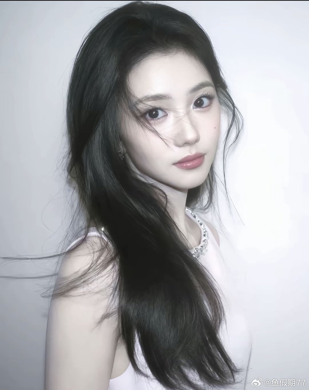 卧槽我姐姐简直了啊啊啊啊啊啊刘浩存你太美了该怎么去形容你最贴切？#刘浩存##刘浩存#​