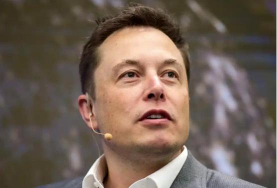 马斯克大半夜在网上发文预测战争，这次可不是闹着玩的！马斯克又发文了，这次的内容可