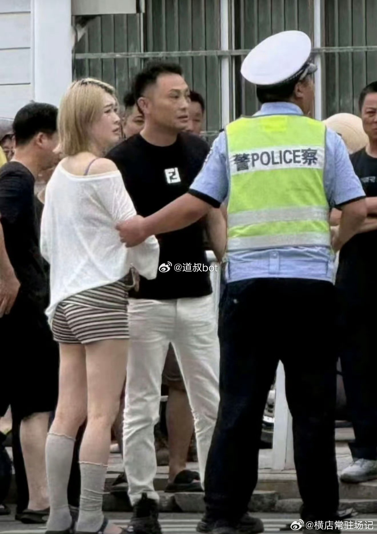 安徽广德车祸如果肇事女司机真穿的是拖鞋开车的话，就是全责。狠狠罚，能刑责绝不轻饶