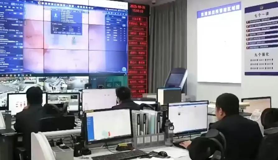 这年头骗子手段真是越来越“高明”了，但有时候受害者的“执着”也让人捏把汗。前几天