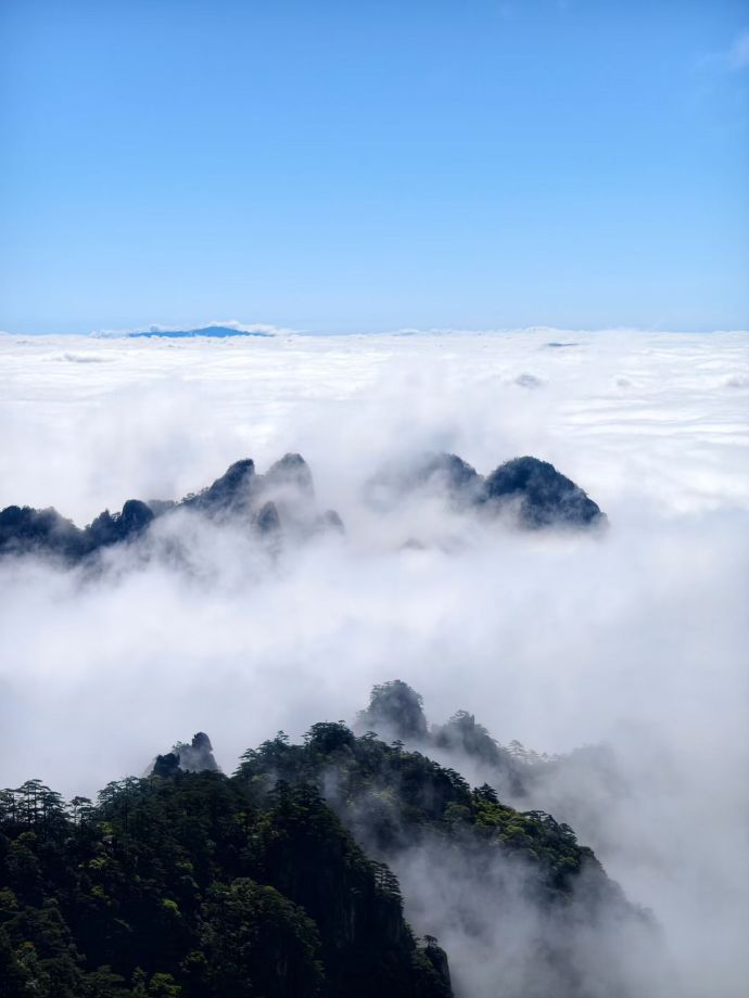 黄山云海，人间仙境。