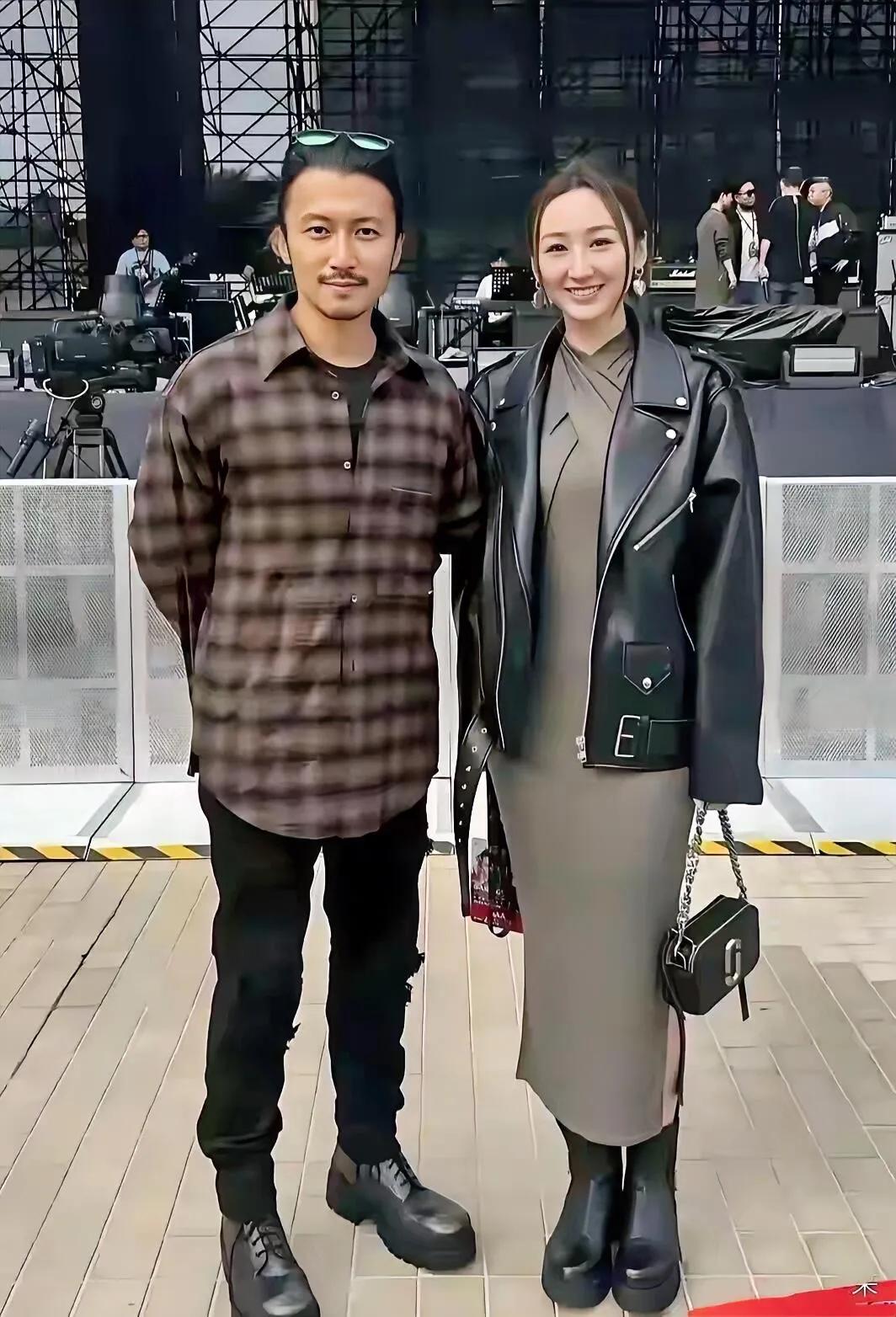 谢霆锋的个子不是很高挑，但是随着年龄的增长，他变得越来越有男人味，谢霆锋与高海宁