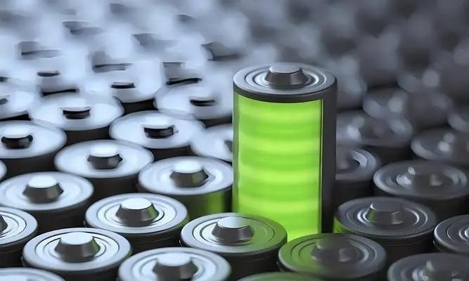 说个最敏感的话题，买电车的电池排名！你看现在卖车的，哪个不是把电池参数吹上天