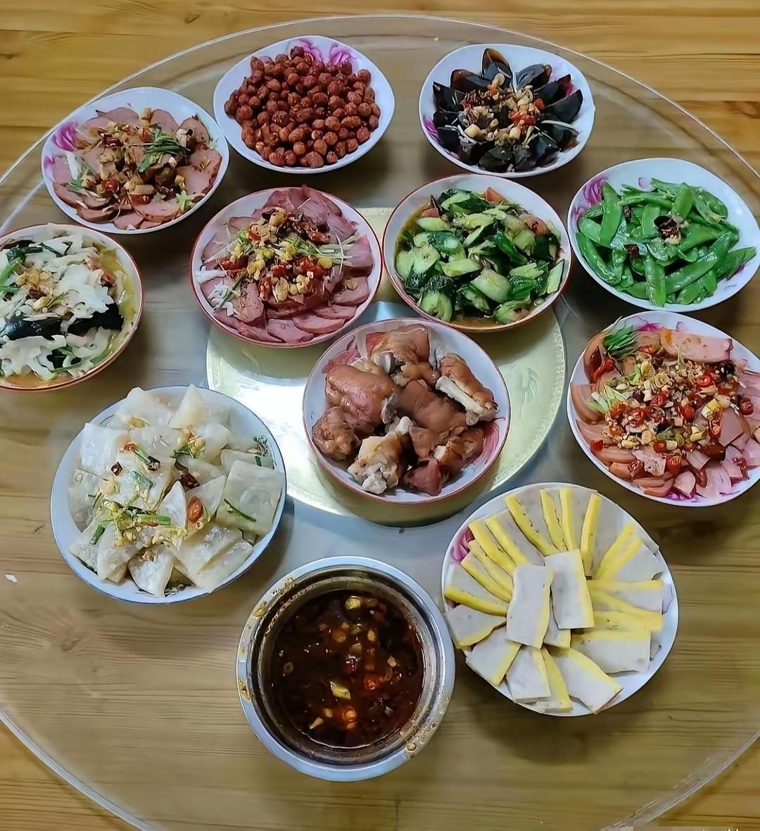 猜一猜，这是哪里的菜系？
