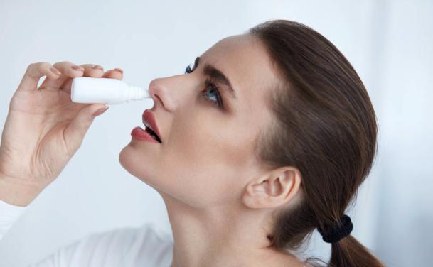 花粉季鼻炎犯了怎么办？记住这几招  又到一年一度“喷嚏与眼泪齐飞”的季节了