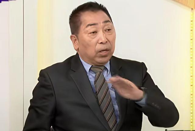 台湾名嘴唐湘龙说：中国和美国基本上是地球的两面，直线距离约一万四千公里。现在如果