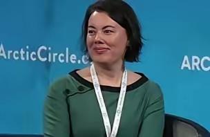 格陵兰矿产资源部的部长纳塔尼尔森说了一句大实话，我们天天在防着中国，整天喊着去中