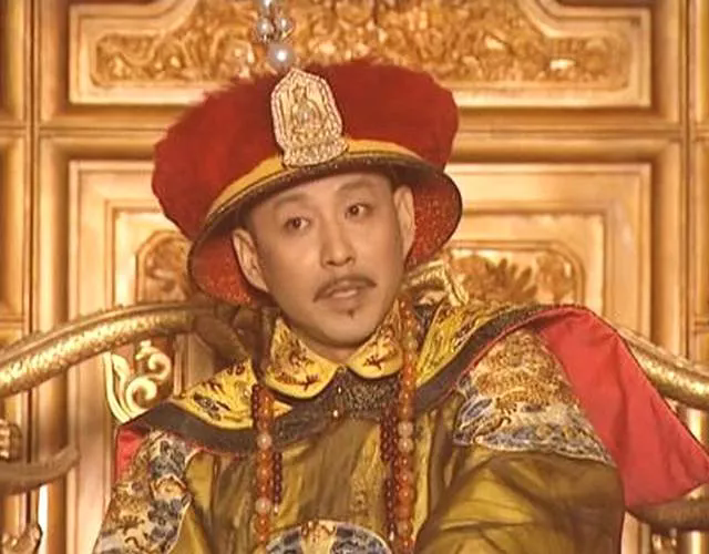 康熙叫圣祖是对庙号的践踏，理由如下：祖有功宗有德，王朝的第一位皇帝或奠基者都