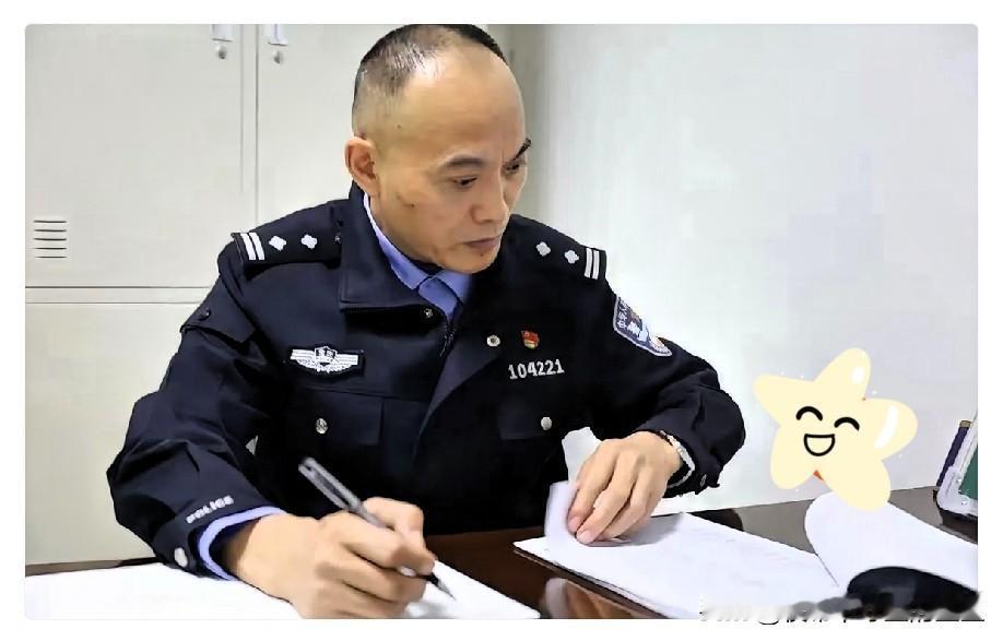 重庆10岁男孩被误以为划坏奥迪，在场所有人单凭监控画面咬定就是他干的，父亲也直接
