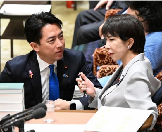就在日本政府跟在西方后面，忙着给乌克兰“递刀子”、密谋输送军事技术装备之际，莫斯