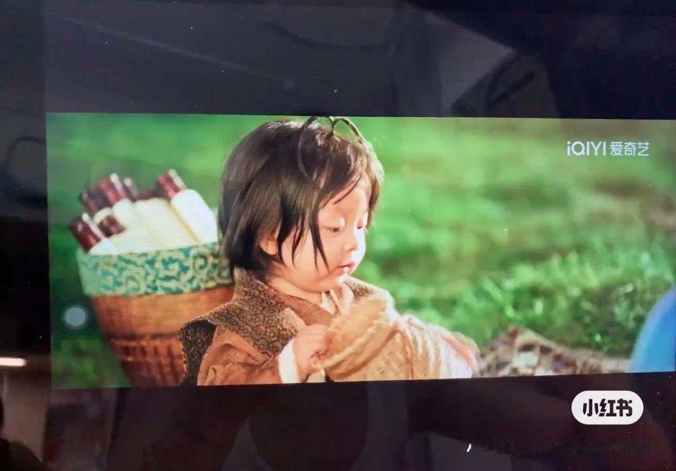 妈妈天天和小孩聊天不给他洗洗澡吗宝宝脏脏的​​​