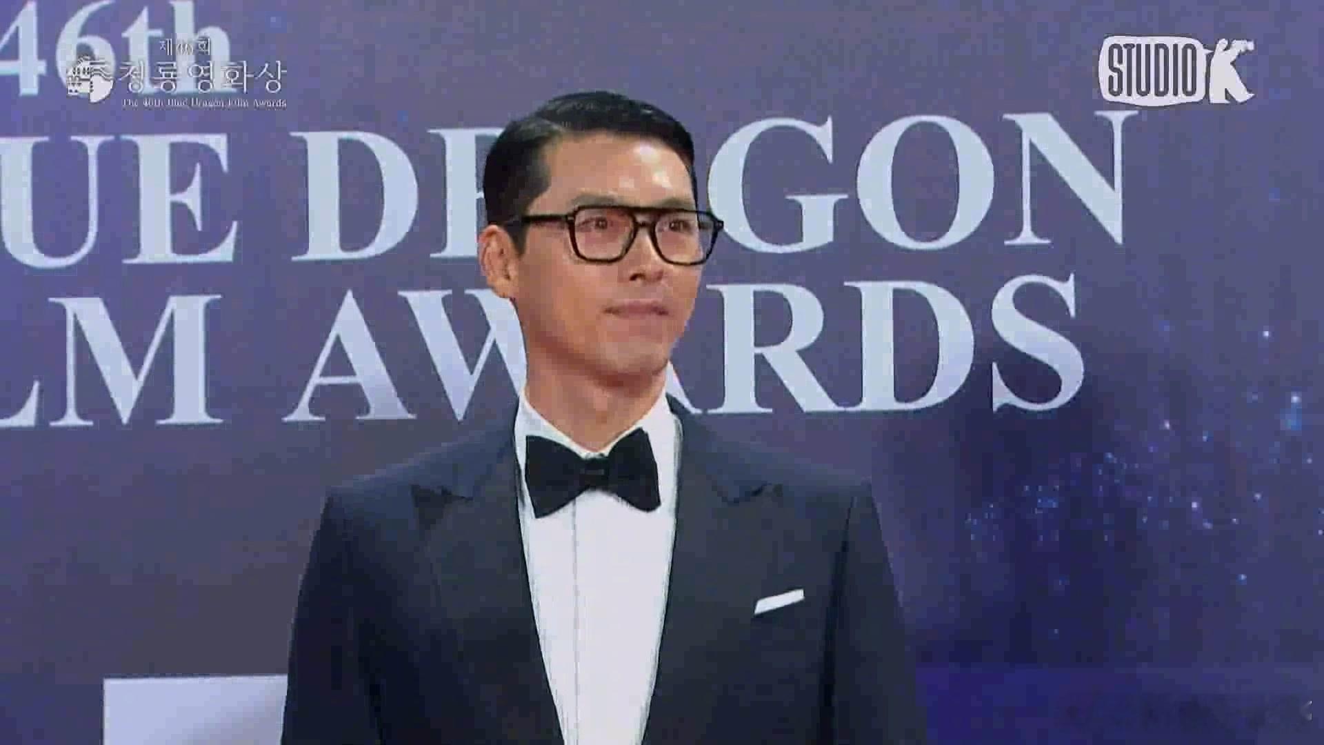 红毯，玄彬、孙艺珍夫妇压轴登上红毯~