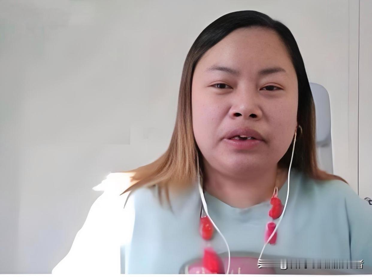 说到凤姐，已经是那个网络时代的回忆了，就如比现在的人气网红，但是凤姐的故事依旧在